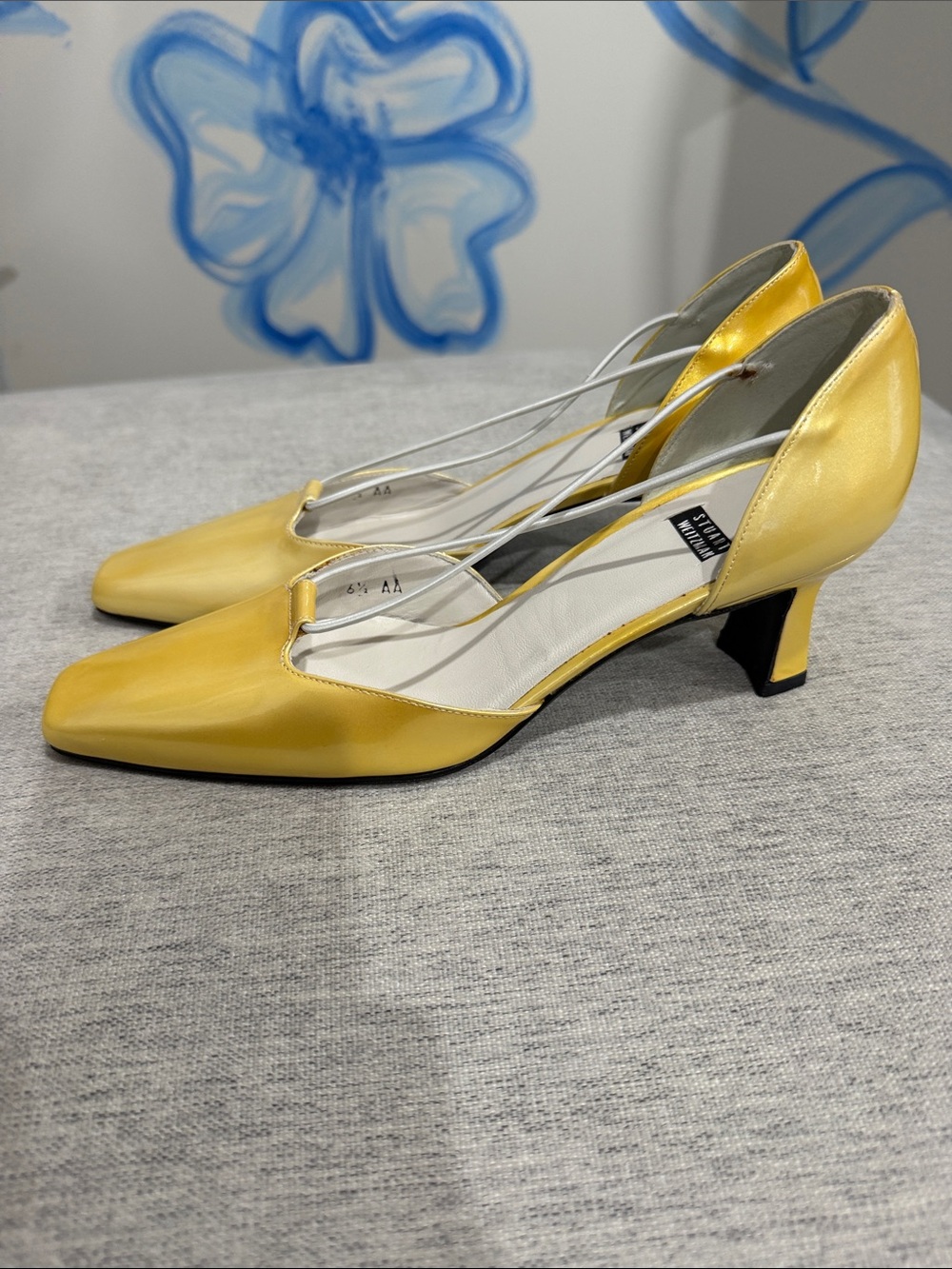 Stuart Weitzman Yellow Kitten Heels - Picture 2 of 7